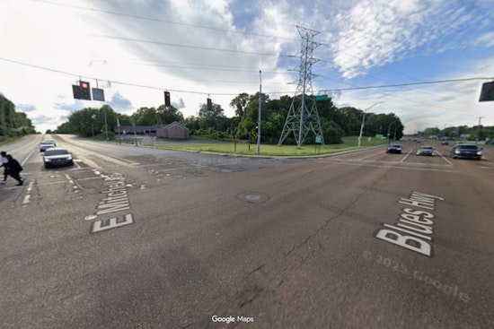 Speed Demon Blows South Memphis Red Light, Launches Pickup Riders Into Street