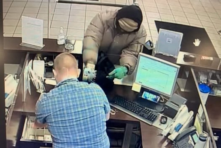 Springdale Cops Hunt KeyBank Bandit After Rush‑Hour Heist