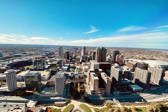 St. Louis Basks In Spring Tease Before Temperatures Tank