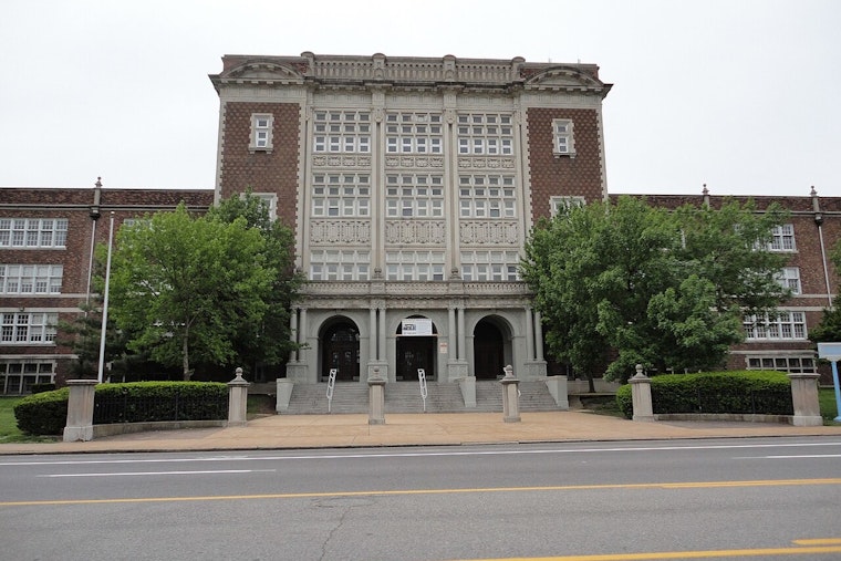 St. Louis Schools Consider Hitting Snooze on Early High School Start Times