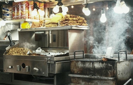 Street Meat Showdown Roils Downtown St. Louis Nights