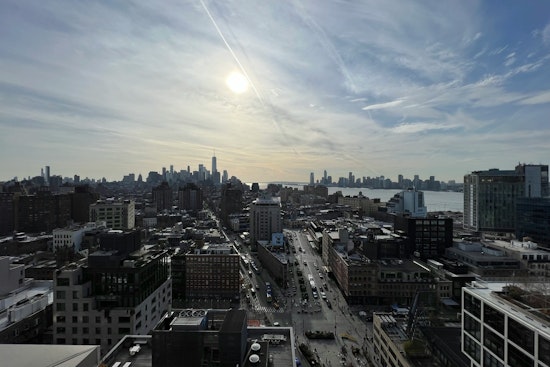 Sun-Soaked Friday Sets Stage For NYC’s Blink-and-You’ll-Miss-It Snow