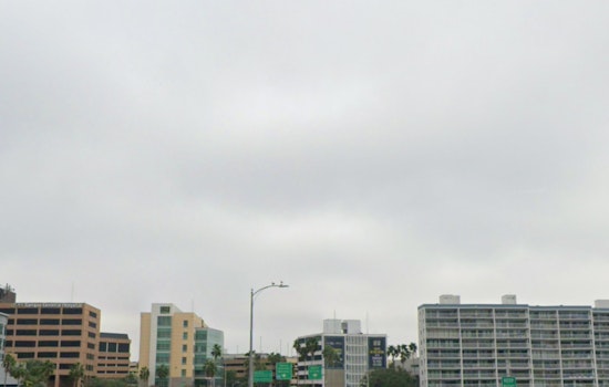 Sun-Soaked Tampa Braces For Weekend Storm Ambush