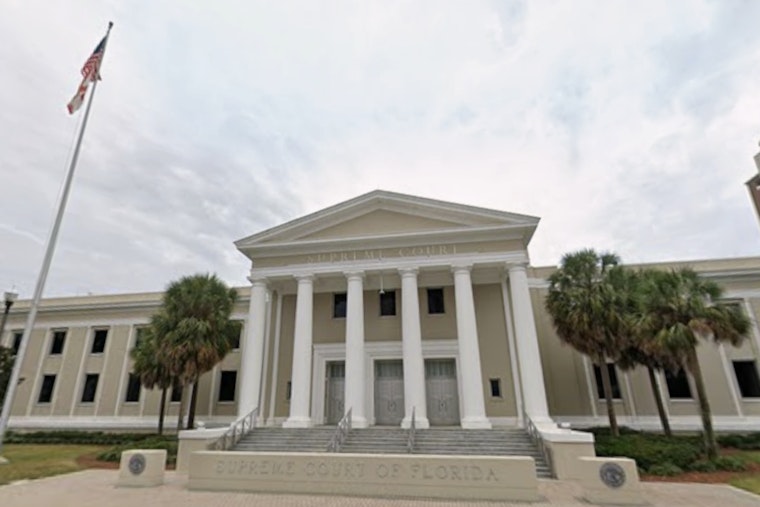 Tallahassee Pols Want 'Citizen' Stamp on Florida Licenses