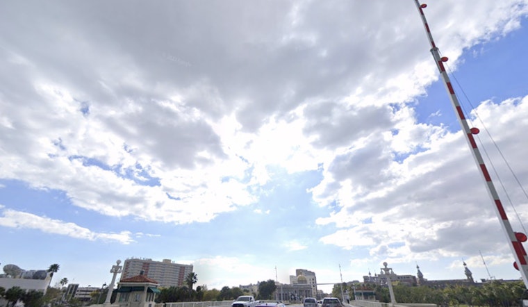 Tampa Soaks Up Sun Before Sunday Rain Crashes The Party