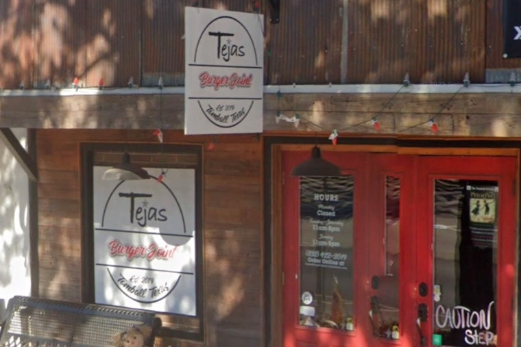 Tejas Burger Joint Makes Wise Guys Move Off Main Street In Tomball