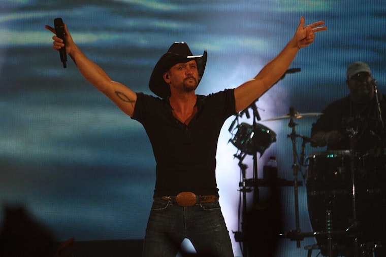 Tim McGraw Announces 'Pawn Shop Guitar Tour' with Star-Studded Lineup, Including a Stop at Cincinnati's Riverbend Music Center