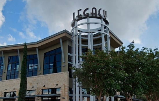 Toasted Yolk Cracks Open New Brunch Spot at Legacy Shops