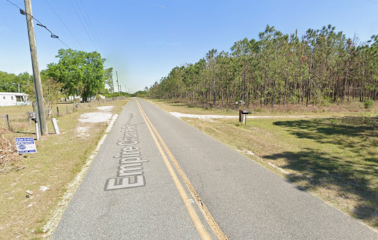 Traffic Alert: Sinkhole in Lake County Disrupts Groveland Roads, Prompts Detours