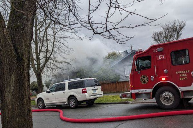 Wetmore Avenue Triplex Erupts in Smoky Sunday Blaze