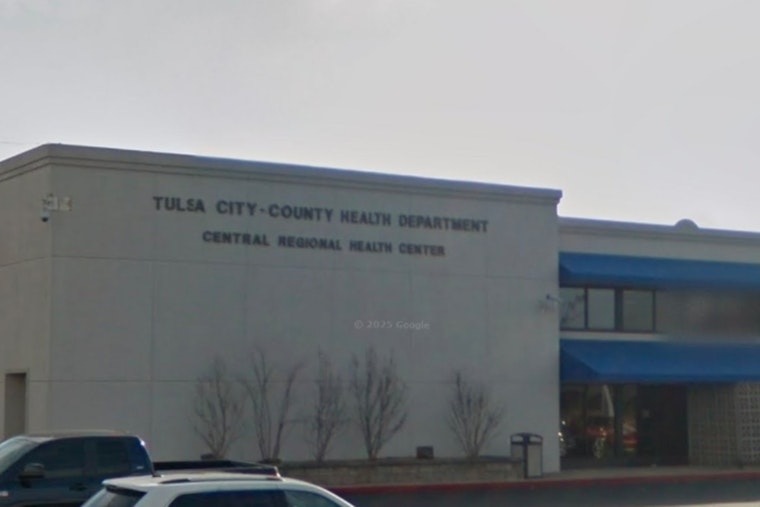 Tulsa Sisters Flee ‘Indoor Snow’ Apartment After Mold And Ceiling Collapse