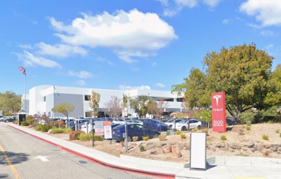 Twin Battery Blazes Rattle Tesla’s Palo Alto Lab