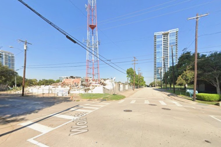 Twin-Tower Chalk Hill Mega Project Muscles In at Uptown’s Front Door