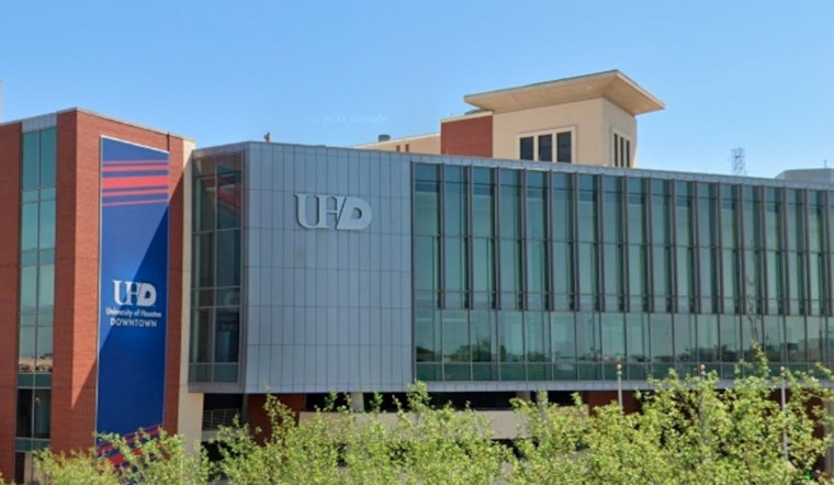UHD Throws Open Doors For Eligible HISD Seniors