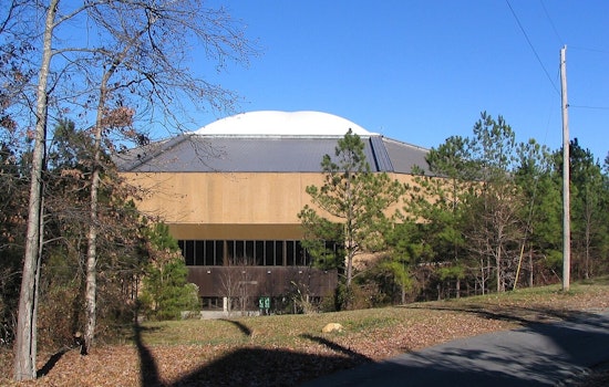 UNC Fans Breathe Easy as Smith Stays on Arena and Williams Remains on the Court