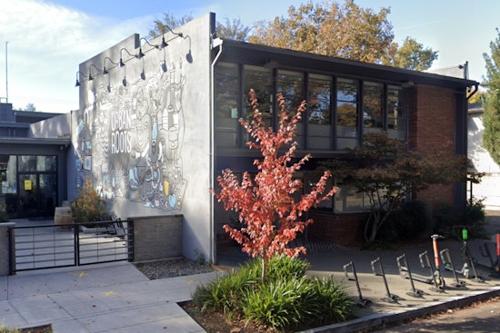Urban Roots Brewery & Smokehouse, Sacramento Beer And BBQ