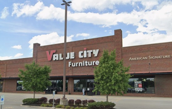 Value City Furniture Crash Leaves Columbus Shoppers and Workers in the Lurch
