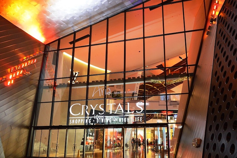 Van Cleef & Arpels Doubles Down On Strip Bling With Super-Sized Crystals Boutique