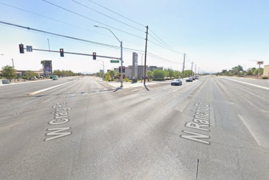 Vegas Bank Heist Hoax, Cops Say Road Flares Passed Off As Bombs