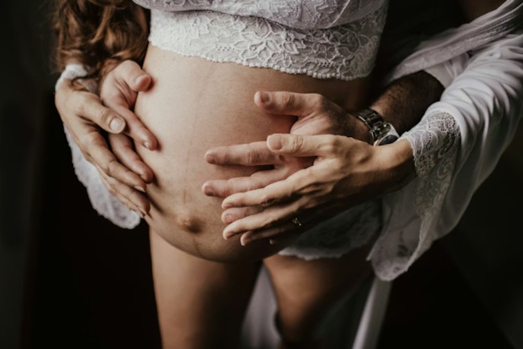 Vegas Couple’s Surrogacy Dream Turns Into Cross-Border DNA Showdown