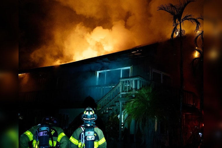 Wall Of Flames Guts Palm Beach County Home, Smoke Seen For Miles