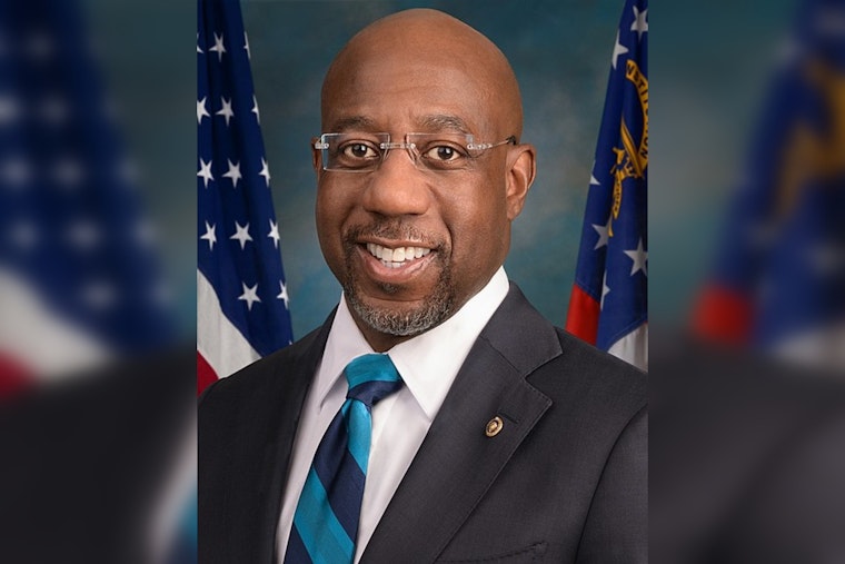 Warnock Hauls Claxton Hospital Boss To D.C. As Rural Health Alarm Bell