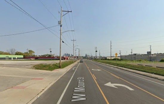 West Mound Street Hit-and-Run Chaos as Speeding Ford Edge Flips, Two Hurt