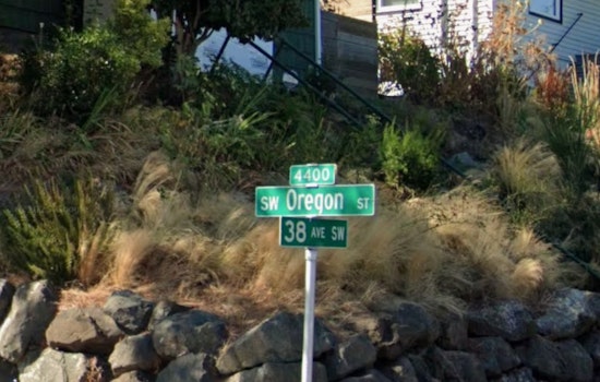 West Seattle Commute Snarled As Crash Traps Occupant, Shuts 38th Ave SW