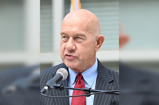 Whitmire Sells Safety, Streets And Spending Plan To Packed Downtown Crowd