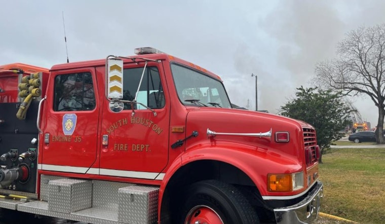 Houston's Paycheck Shock as Firefighters Torch City Salary Rankings