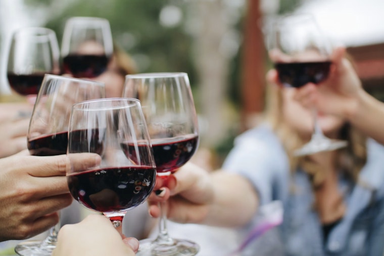 Wine Sip Firings Ignite Union Firestorm at Duck & the Peach