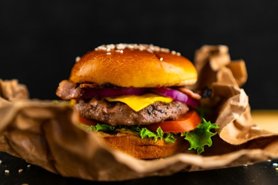 New Orleans Burger Spot Goes Full Bob's Burgers With 2 Potnas Late-Night Hangout