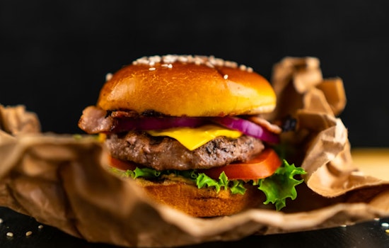 New Orleans Burger Spot Goes Full Bob's Burgers With 2 Potnas Late-Night Hangout