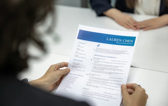 AI Résumé Flood Has Atlanta Hiring Managers Hitting The Brakes