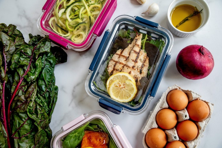 Albany Pols Cook Up Constitutional Right to Nutritious Food