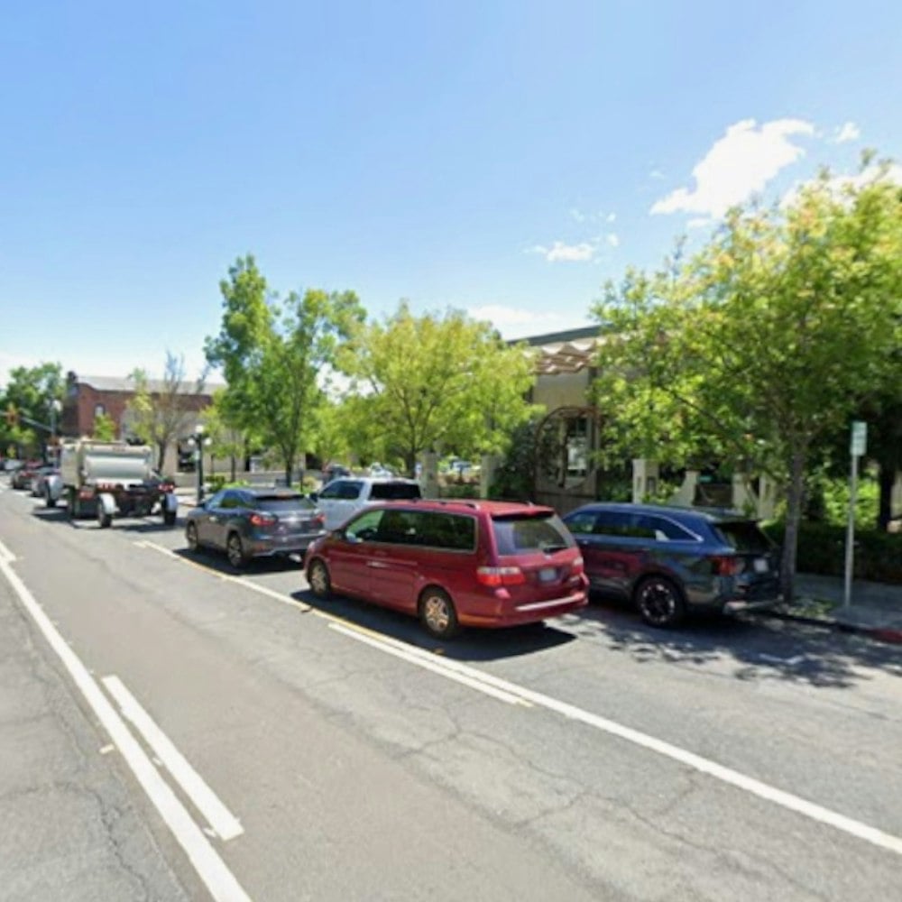 Alinea Power Player Nick Kokonas Plots Late-Night Wine Bar In St. Helena