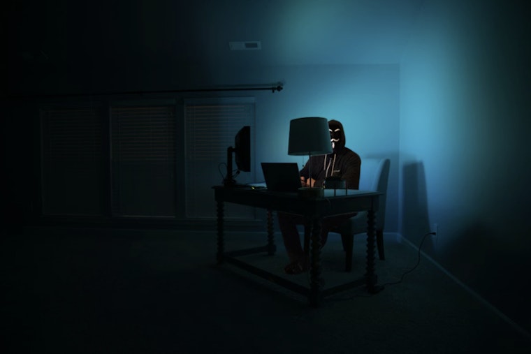 Alleged Tip-Line Mega-Hack Puts Police Hotlines on Blast