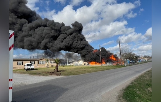 Alvin Plastics Inferno Sends Mile-High Smoke Across Suburbs