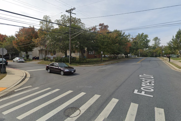 Annapolis Cops Hunt Man Accused Of Drenching Pedestrian With Urine
