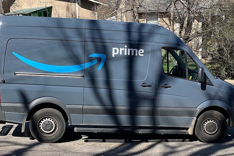 As Amazon Rolls In, Knox County Scrambles To Lay The Pipes