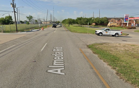 Astrodome-Area Horror, One Dead In Almeda Motorcycle-Van Crash