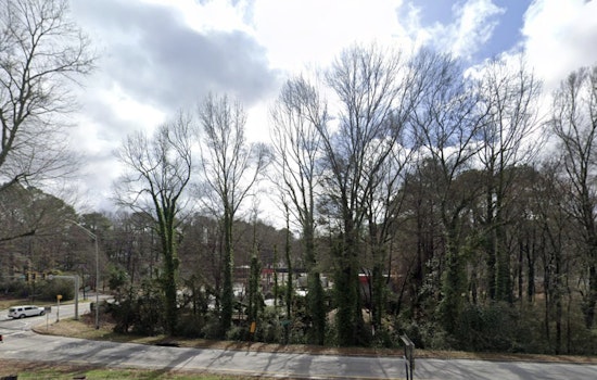 Atlanta Wakes in Soupy Fog, Then Bakes in Springlike Heat
