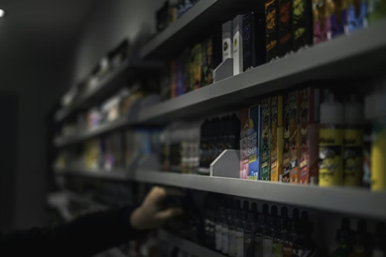 Aurora Cracks Down: Tobacco Shops Face Stiff Fines Under New License Rules