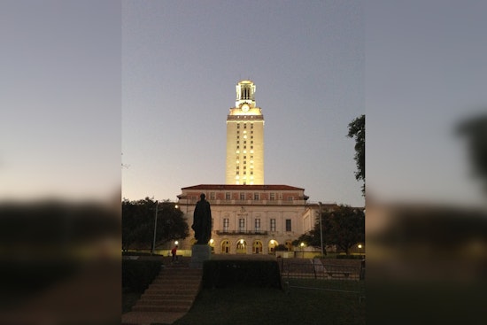 Austin Hotline Puts Former Foster Youth On The Line To Succeed