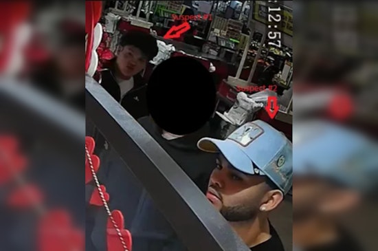 Austin Police Seek Suspects After Bluestein Blvd Robbery