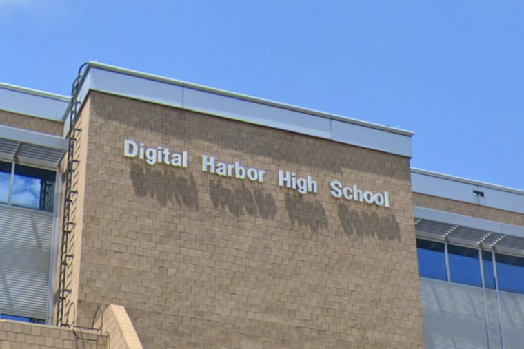 Baltimore Smoke Shop Crackdown Puts Teens In The Hot Seat At Harbor High Forum