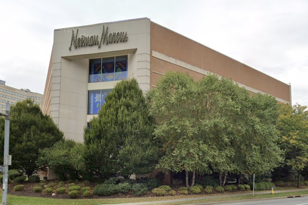 Bankrupt Saks Pulls U-Turn, Spares White Plains, Palm Desert And Sarasota Stores