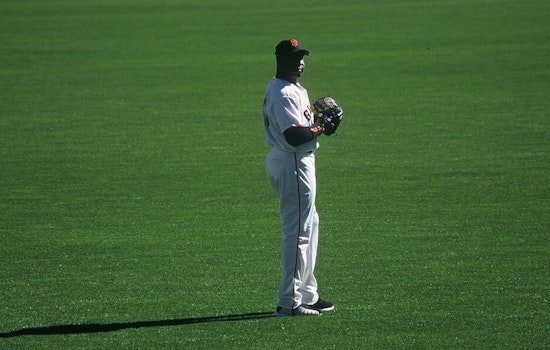 Barry Bonds Back Under The Lights As Netflix Takes Over Giants’ Opening Night At Oracle Park