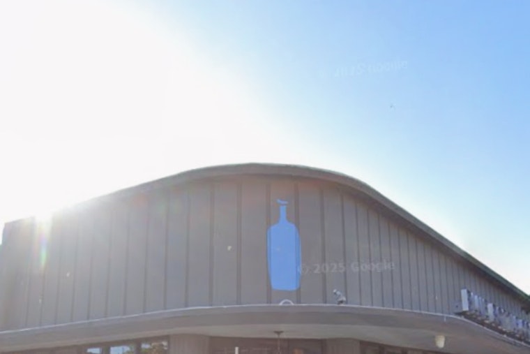 Bay Area Coffee Darling Blue Bottle Sold On The Cheap To Luckin Backer