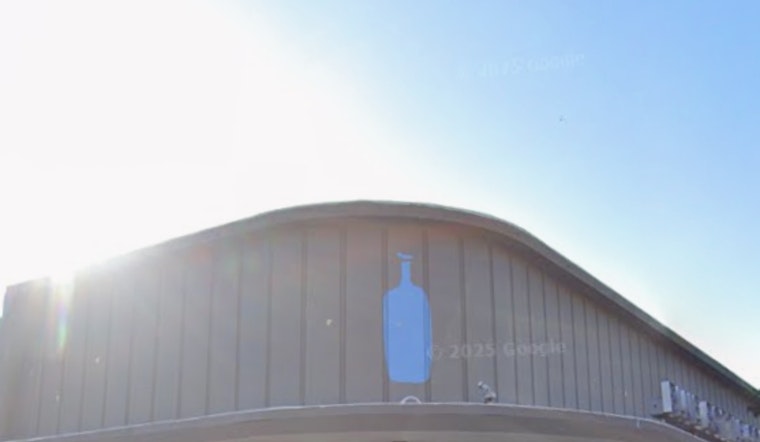 Bay Area Coffee Darling Blue Bottle Sold On The Cheap To Luckin Backer